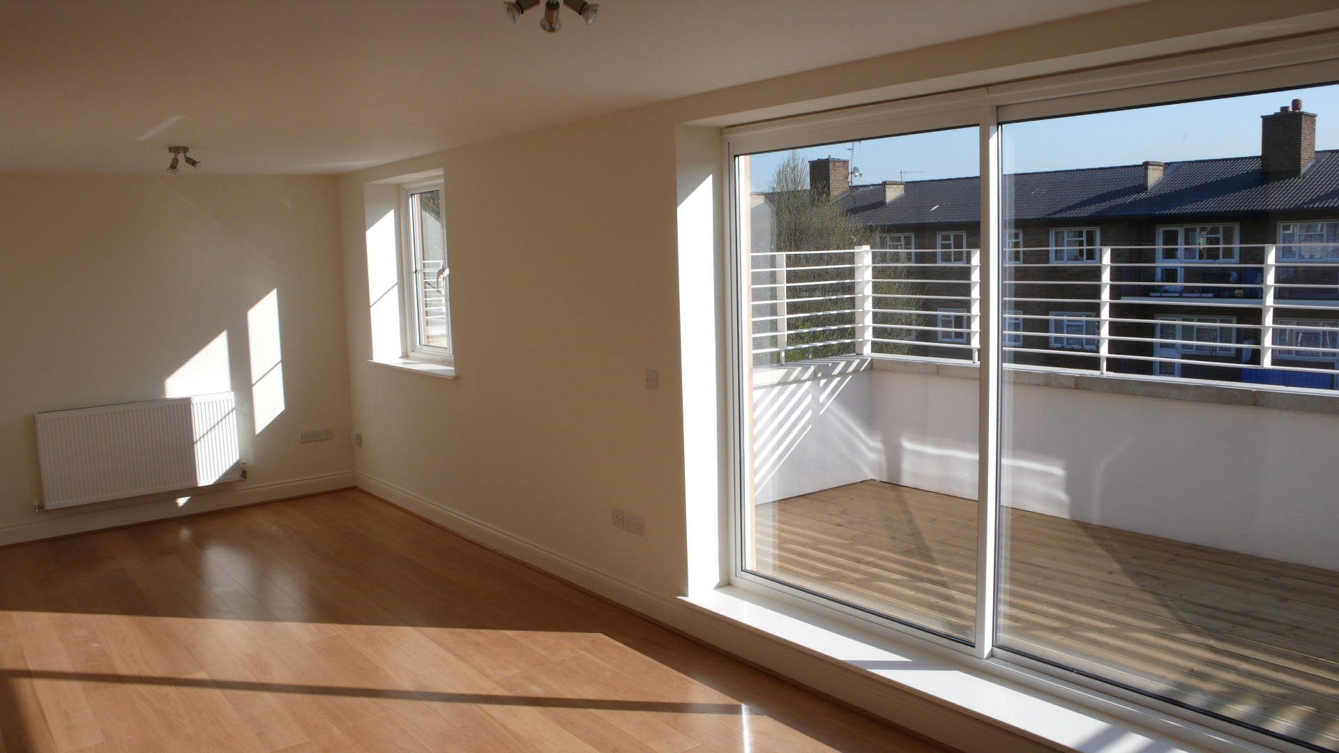 Acris Court, London SW18